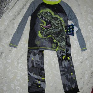 NWT Saint Eve Youth 2-piece PJ Set Dinosaur T Rex  Pjs 6-7